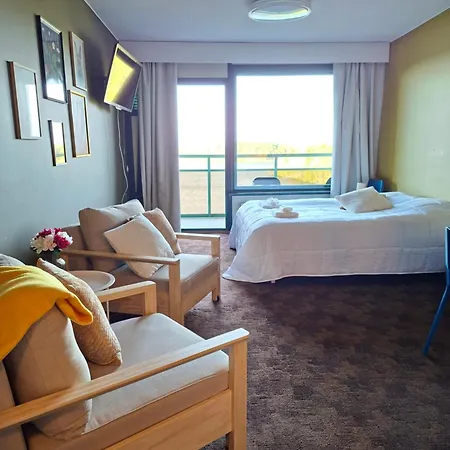 Huone Upealla Jaervimaisemalla Apartman *